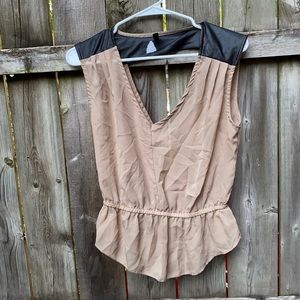 Lunatiks Shwee top sz. M